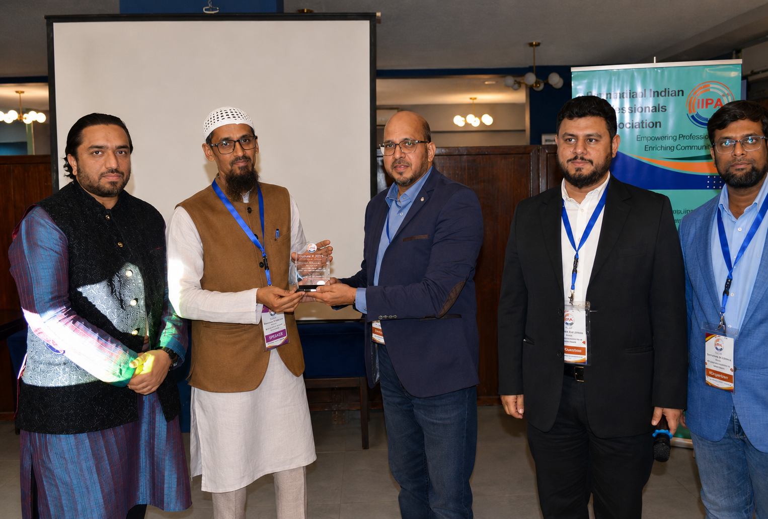 Marriage Counselling Prog: Felicitation of Guest Speaker Shaikh Abdul Lateef Madani
